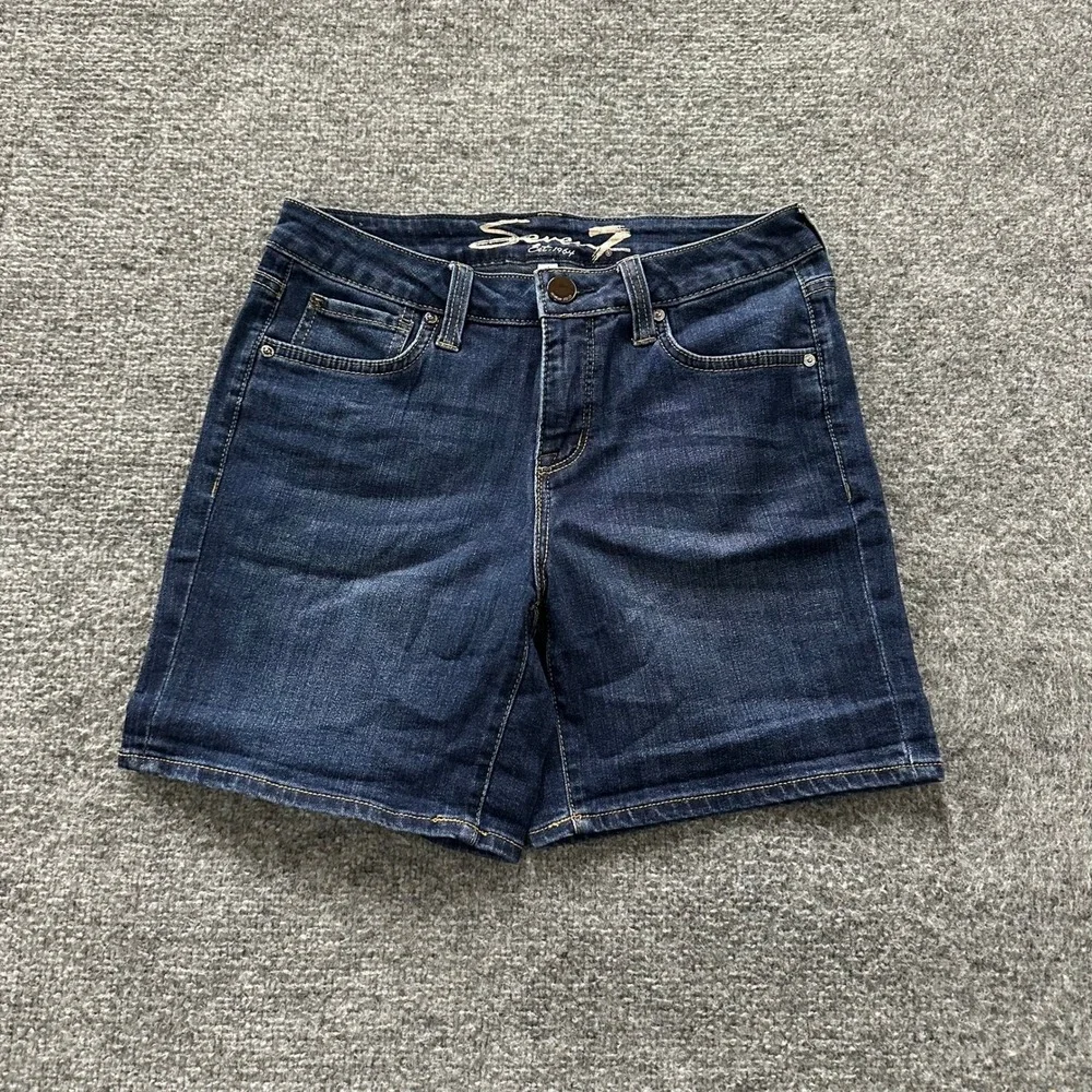 Seven7 Shorts Womens Size 4 Dark Wash Weekend Denim Stretch Casual Classic